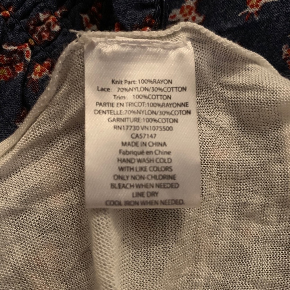 Scarf - Picture 9 of 9